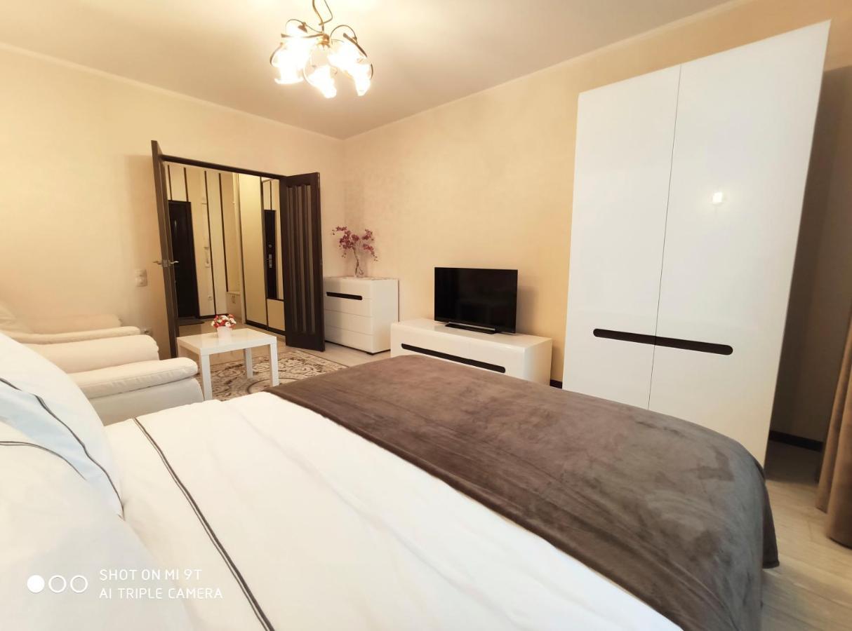 Comfort Apartments - Bright Family Suite Grodno Luaran gambar